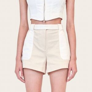 SIMKHAI Lourie Belt Short in Ivory - NWT - size 8